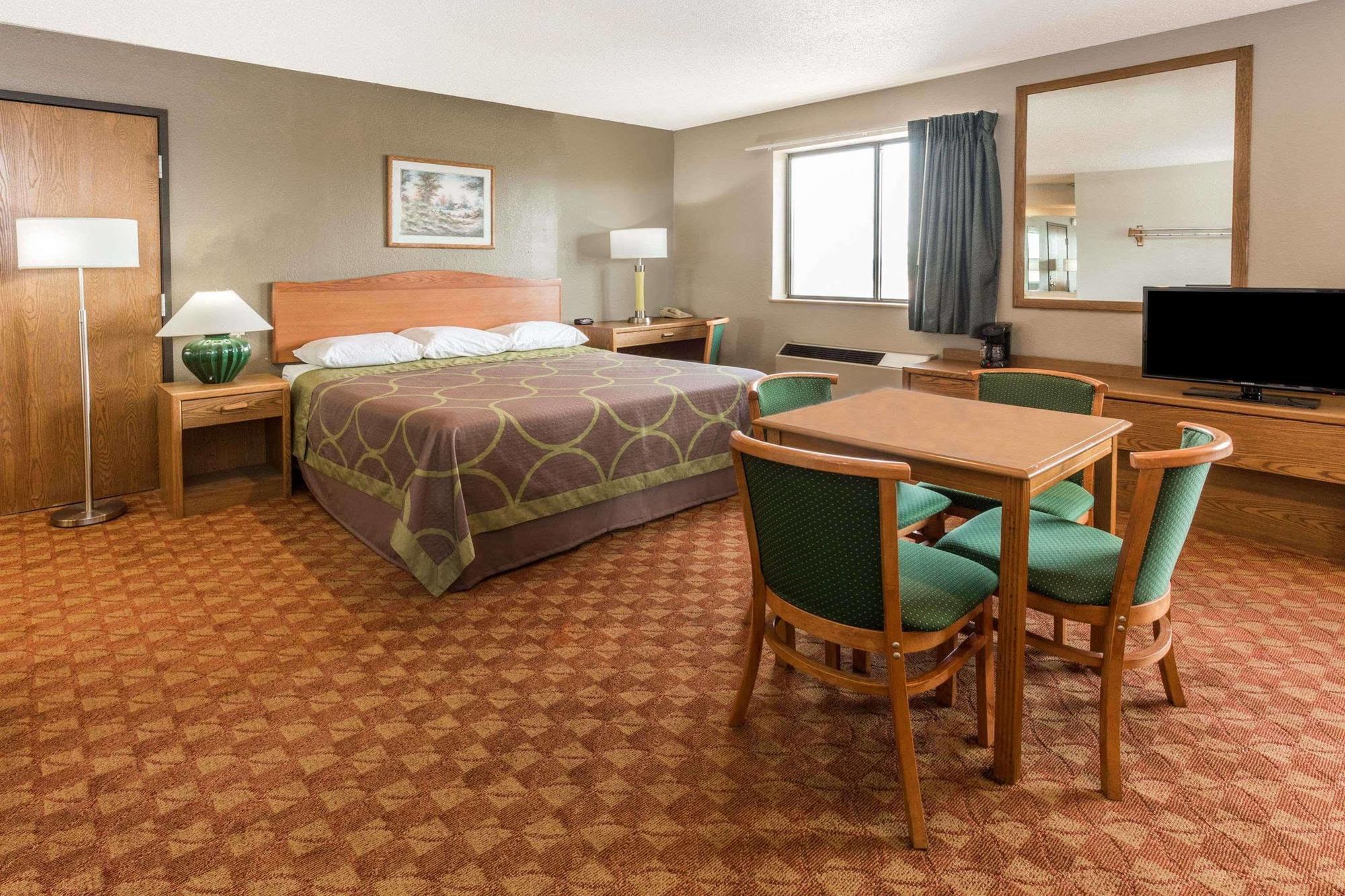 Готель Super 8 By Wyndham St. Charles Сент-Чарлз Екстер'єр фото